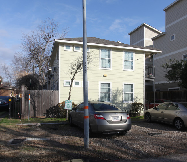 831 W 25th St in Houston, TX - Building Photo - Building Photo