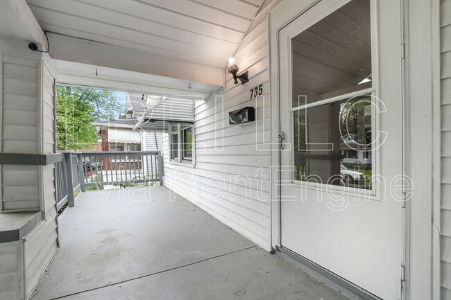 735 Iowa Ave in Louisville, KY - Building Photo - Building Photo