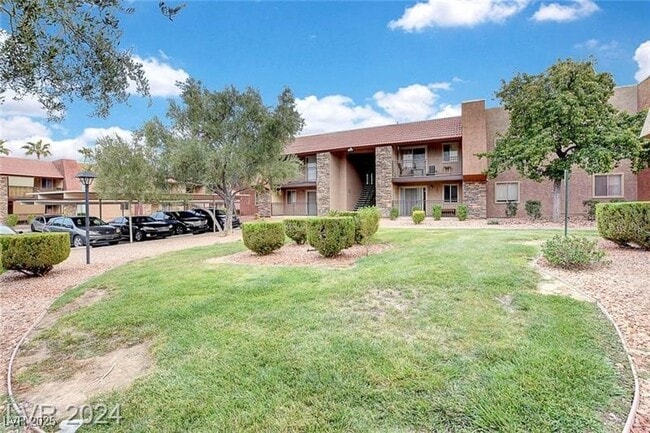 property at 5021 River Glen Dr