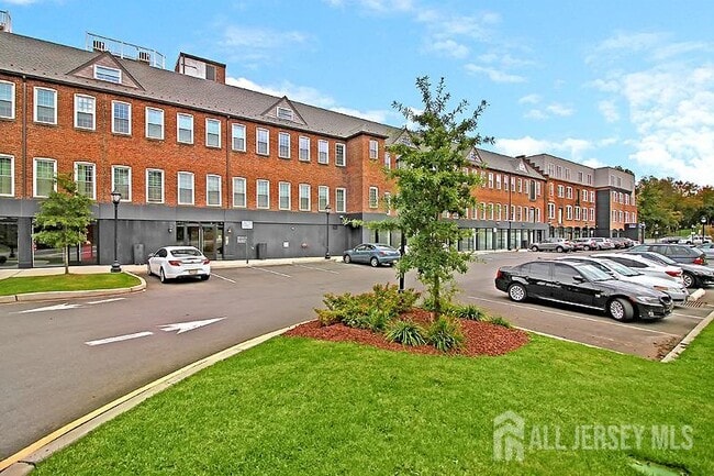 120 Georges Rd in New Brunswick, NJ - Building Photo - Building Photo