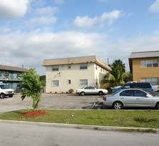 7301 NW 37th St Apartments