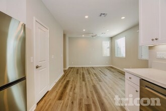 31724 Willowood Way in Menifee, CA - Building Photo - Building Photo