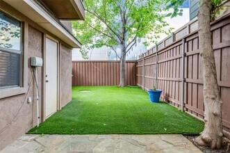 4519 Lafayette St in Dallas, TX - Building Photo - Building Photo