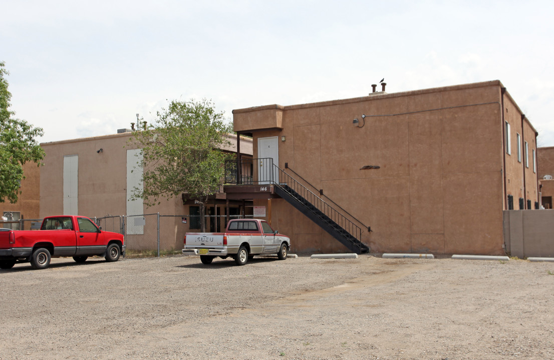 142 Rhode Island St SE in Albuquerque, NM - Building Photo