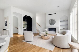 3939 Hawthorne Ave in Dallas, TX - Building Photo - Building Photo