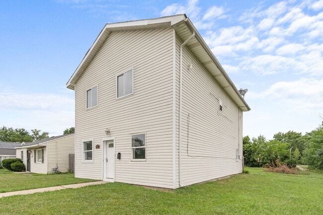 43 E 145th St in Harvey, IL - Building Photo - Building Photo
