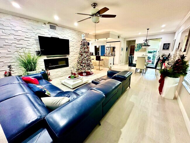 4720 Mimosa Pl in Coconut Creek, FL - Building Photo - Building Photo