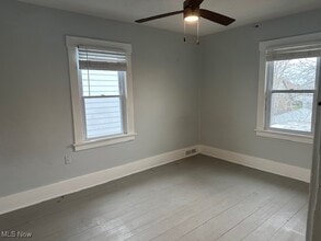 143 Wesley Ave in Youngstown, OH - Building Photo - Building Photo
