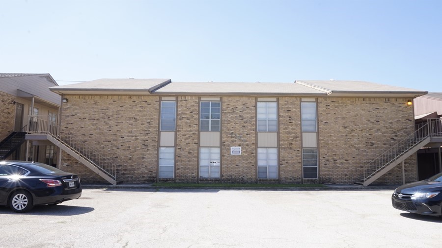 4308 Lake Rd-Unit -H in Killeen, TX - Building Photo