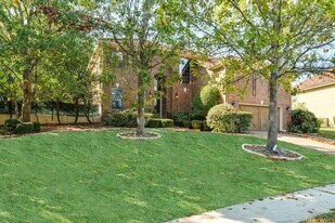 11629 Woodland Hills Trail in Austin, TX - Building Photo