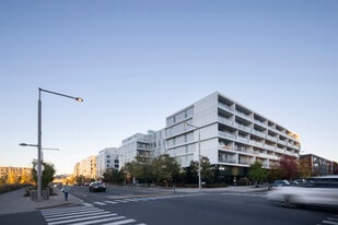 MILHAUS Condo in Montréal, QC - Building Photo