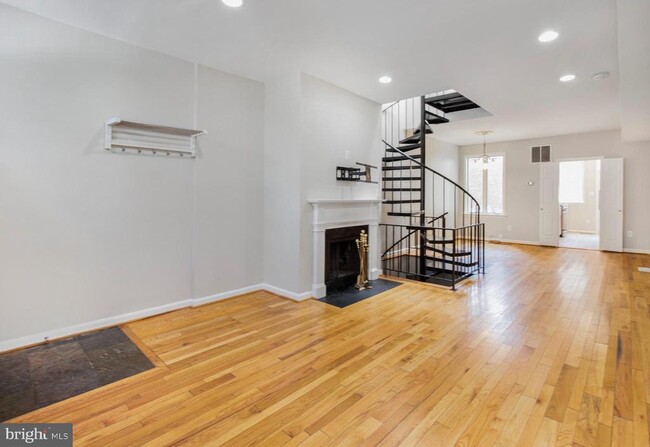 3254 Q St NW in Washington, DC - Building Photo - Building Photo