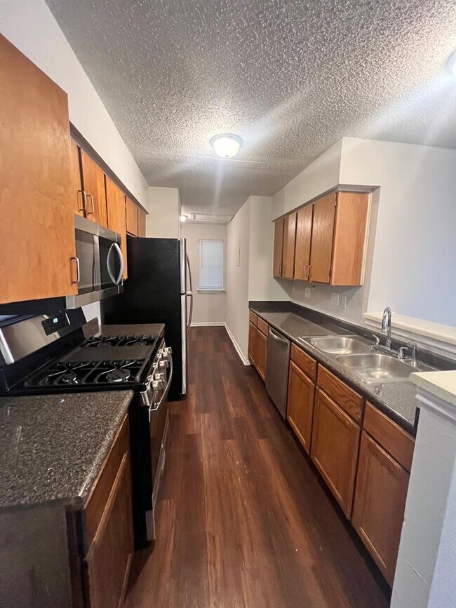 5707 Spring Meadow Rd in Austin, TX - Building Photo - Building Photo