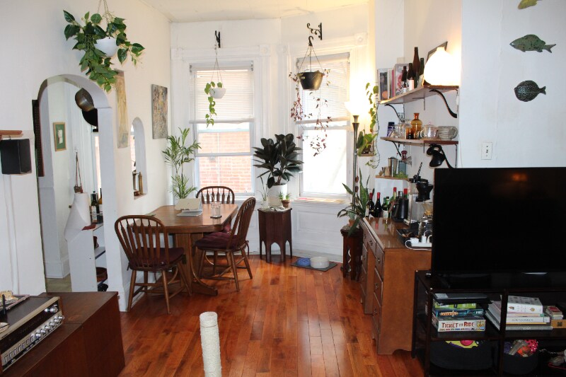 4808 Springfield Ave in Philadelphia, PA - Building Photo