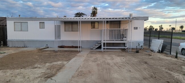 property at 2065 Atwater Blvd