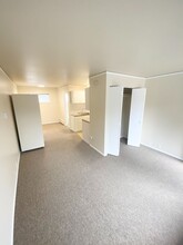 Sadie Ann Apartments in Seattle, WA - Building Photo - Interior Photo