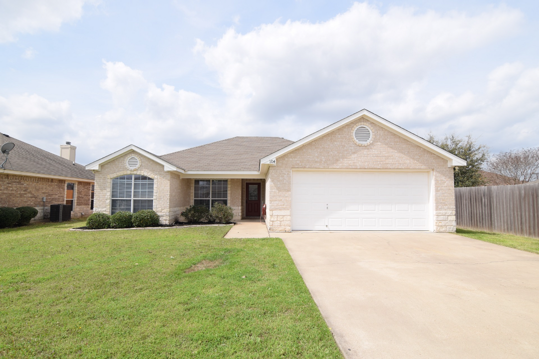 104 Penrose Ln in Temple, TX - Building Photo