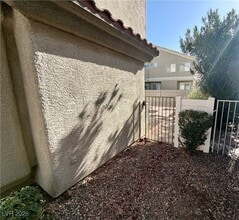 6351 Lorne Green Ave in Henderson, NV - Building Photo - Building Photo