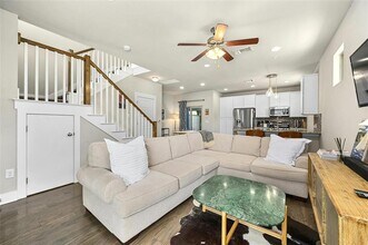 7714 Easy Wind Dr in Austin, TX - Building Photo - Building Photo