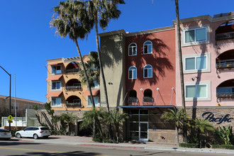 Pacific Shores Apartments in San Diego, CA - Building Photo - Building Photo