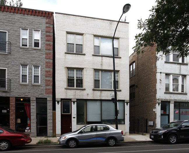 940 N Damen Ave in Chicago, IL - Building Photo - Building Photo