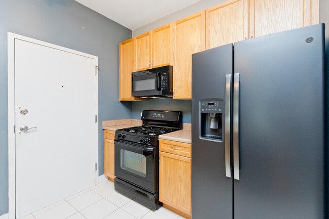 1515 S Halsted St, Unit 214 photo'