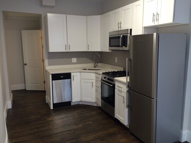 12 Saint Germain St, Unit 11 in Boston, MA - Foto de edificio - Building Photo