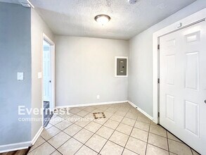 844 Amber Pl NW in Atlanta, GA - Building Photo - Building Photo