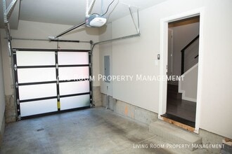 736 N Webster St in Portland, OR - Building Photo - Building Photo