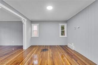 11816 Marne Ave in Cleveland, OH - Building Photo - Building Photo