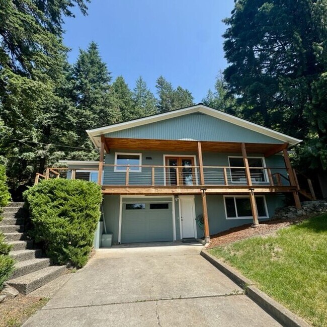property at 5833 E Yellowstone Trail