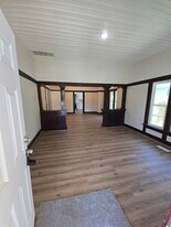 320 Chautauqua Ave in Norman, OK - Building Photo