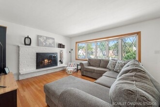 220 S President St in Wheaton, IL - Building Photo - Building Photo