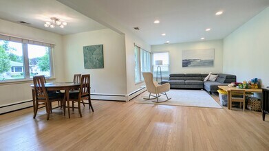 116 N Waterman Ave in Arlington Heights, IL - Building Photo - Building Photo