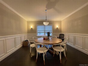 1019 Grove St in Mamaroneck, NY - Building Photo - Building Photo