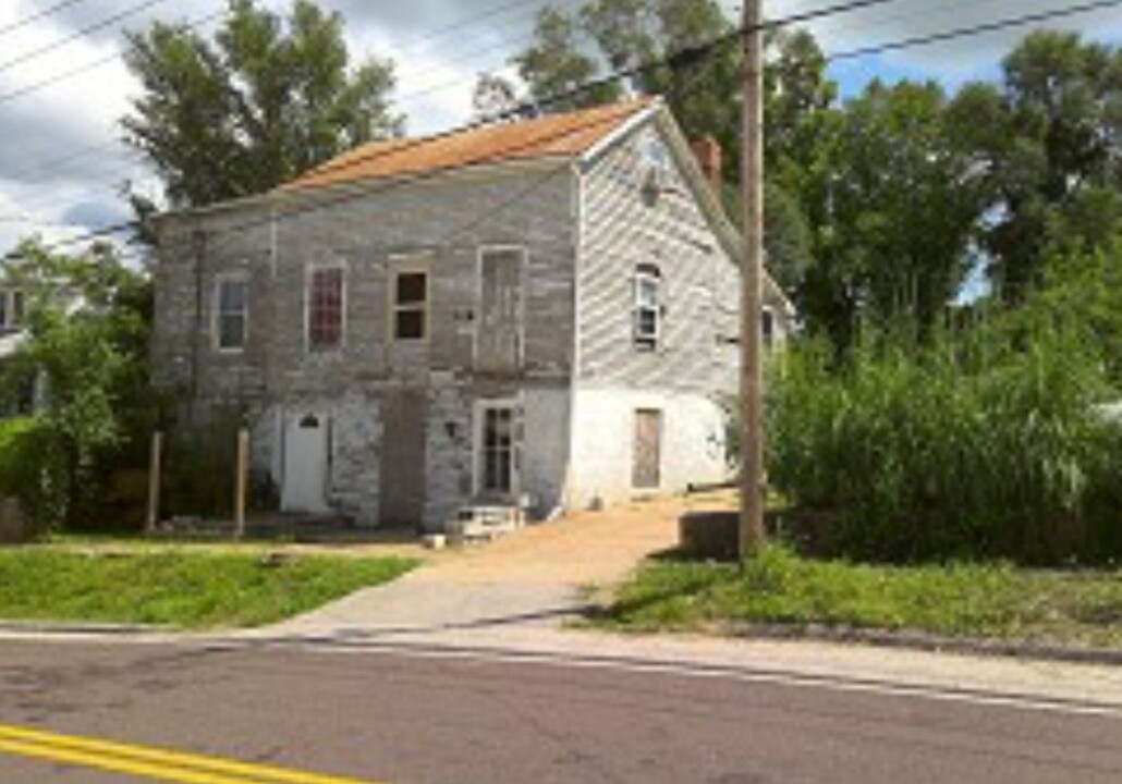 205 Market St in Berger, MO - Foto de edificio