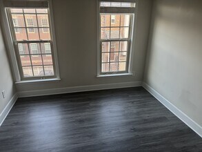 2562 Sibley Dr in Atlanta, GA - Building Photo - Building Photo