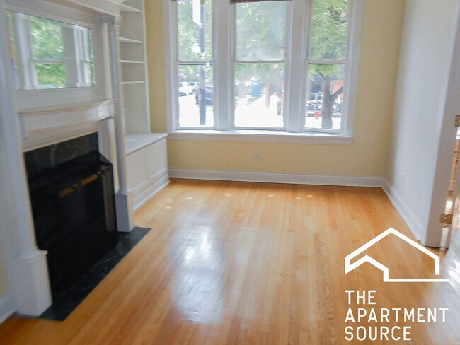 3856 N Southport Ave, Unit 1A in Chicago, IL - Building Photo - Building Photo