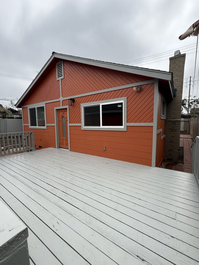 property at 222 E Eldridge St