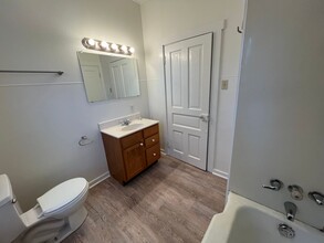 316 S Broad St-Unit -Apt 3 (Rear) in Lititz, PA - Building Photo - Building Photo