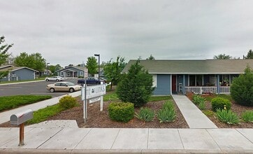 310 Klickitat St in Umatilla, OR - Building Photo - Building Photo