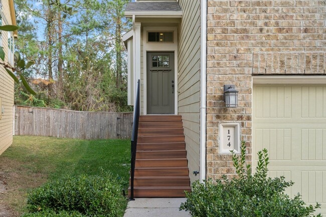 174 Cheswood Forest Dr in Montgomery, TX - Building Photo - Building Photo