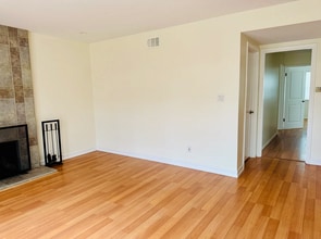2967 Naugatuck Ave in San Diego, CA - Building Photo - Building Photo