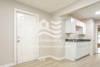 6835 Askew Ave in Kansas City, MO - Building Photo - Building Photo