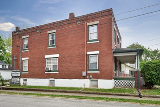 900 W State St in Springfield, MO - Building Photo - Building Photo