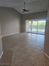 10344 Whispering Palms Dr in Ft. Myers, FL - Building Photo - Building Photo