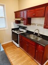 3149 S Emerald Ave, Unit 2R in Chicago, IL - Foto de edificio - Building Photo