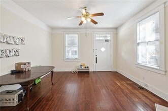 7710 Plum St in New Orleans, LA - Foto de edificio - Building Photo