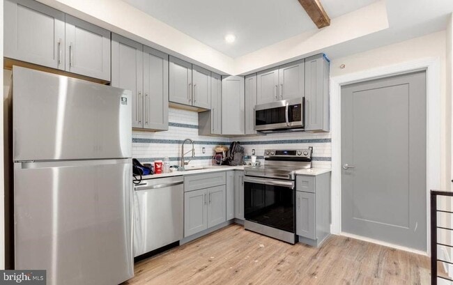 property at 511 Gorgas Ln