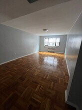 56 S Munn Ave in East Orange, NJ - Building Photo - Building Photo